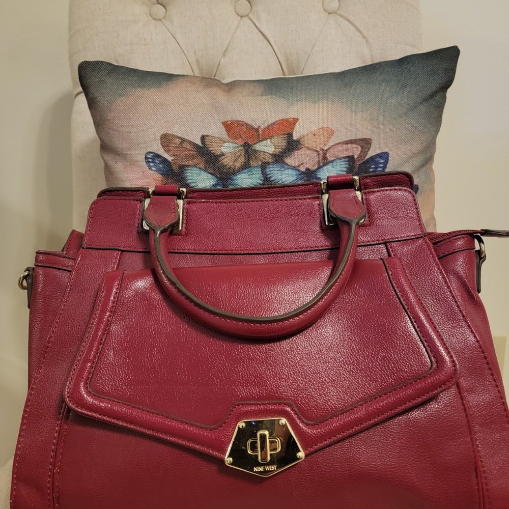 Nine West Burgundy Red Satchel(Great Condition!)